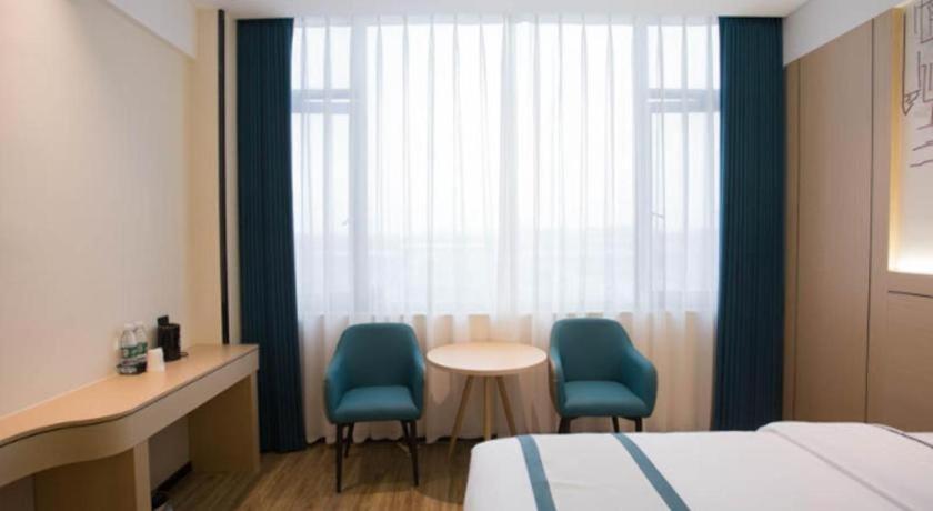 City Comfort Inn Luzhou Jiangyang District Wancheng International Екстер'єр фото